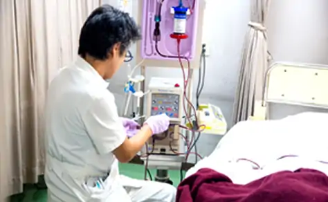 超音波検査装臨床工学技士として炎症性腸疾患（潰瘍性大腸炎）の患者さんの白血球除去療法（LCAP）、顆粒球吸着療法（GCAP）